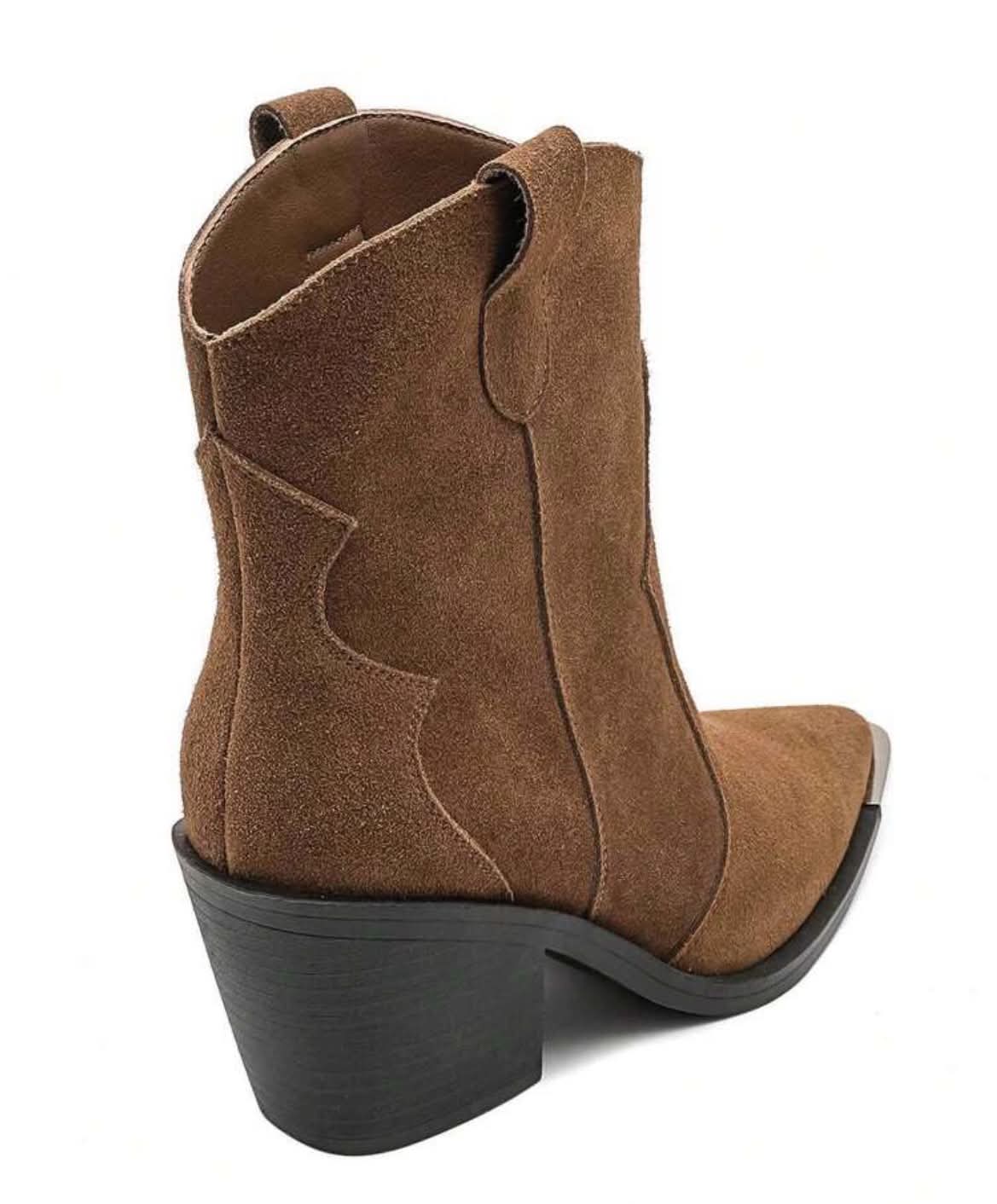 BOTTINES WESTERN FEMME EFFET DAIM BOUT MÉTAL – COGNAC MISS ALINA