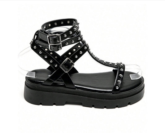 Sandales gladiateurs cloutées à platform miss Glita noir