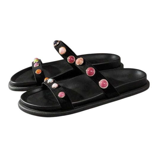 Sandales Joya en Simili Cuir Noir – Ornements de Pierres Cabochons Colorées Pink