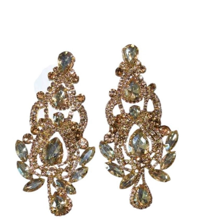 Boucles d’Oreilles Cristal Royal – Glamour Intemporel & Éclat Majestueux Champagne