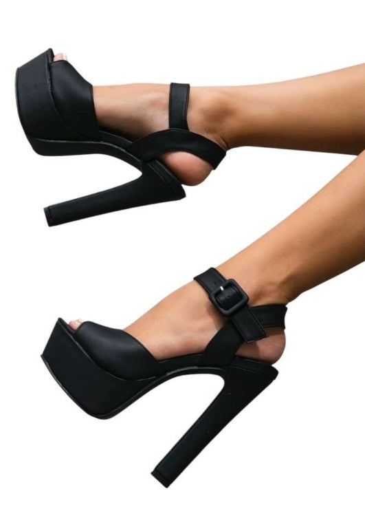 CHAUSSURES FEMME TALON HAUT PLATFORM MISS KONIE NOIR MAT