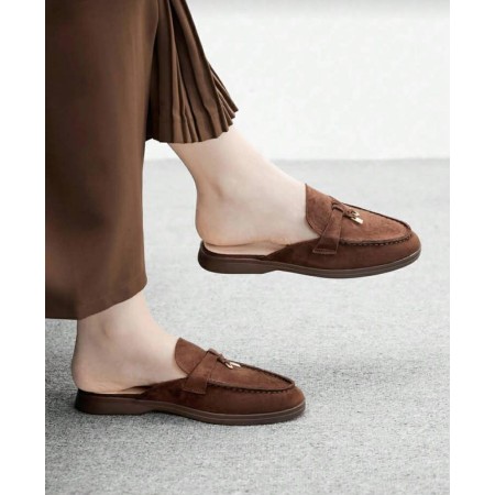 Mules Loafers Marron à Détails Dorés – L'Élégance Décontractée