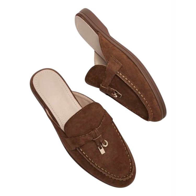 Mules Loafers Marron à Détails Dorés – L'Élégance Décontractée