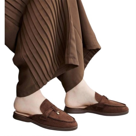 Mules Loafers Marron à Détails Dorés – L'Élégance Décontractée