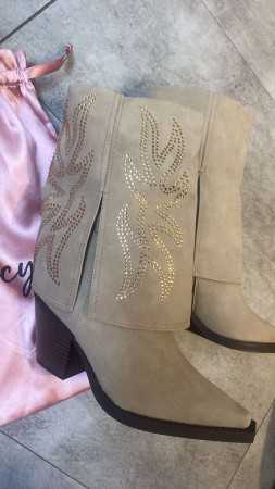 Bottes beiges western avec strass – Misskcy