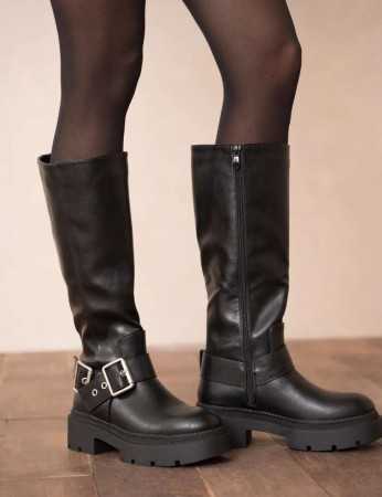 Bottes noires cuir, bottes avec boucles, chaussures femme hiver, bottes rock chic, bottes confortables tendance.