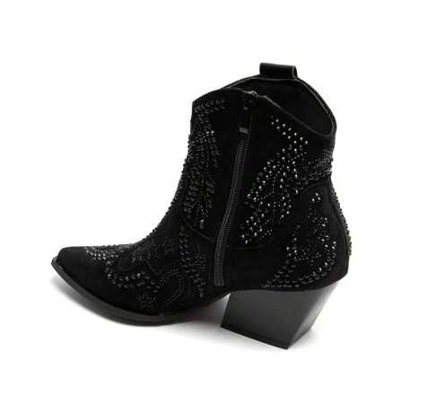 Sublimes bottes bottines mi haute cloutées style western coachella boots talons confortables.