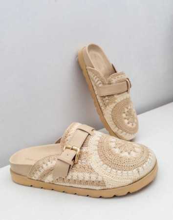 CHAUSSURES FEMME SABOT CROCHET BEIGE EN BOIS MISS JOSY