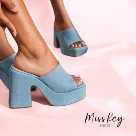 CHAUSSURES FEMME MULES...