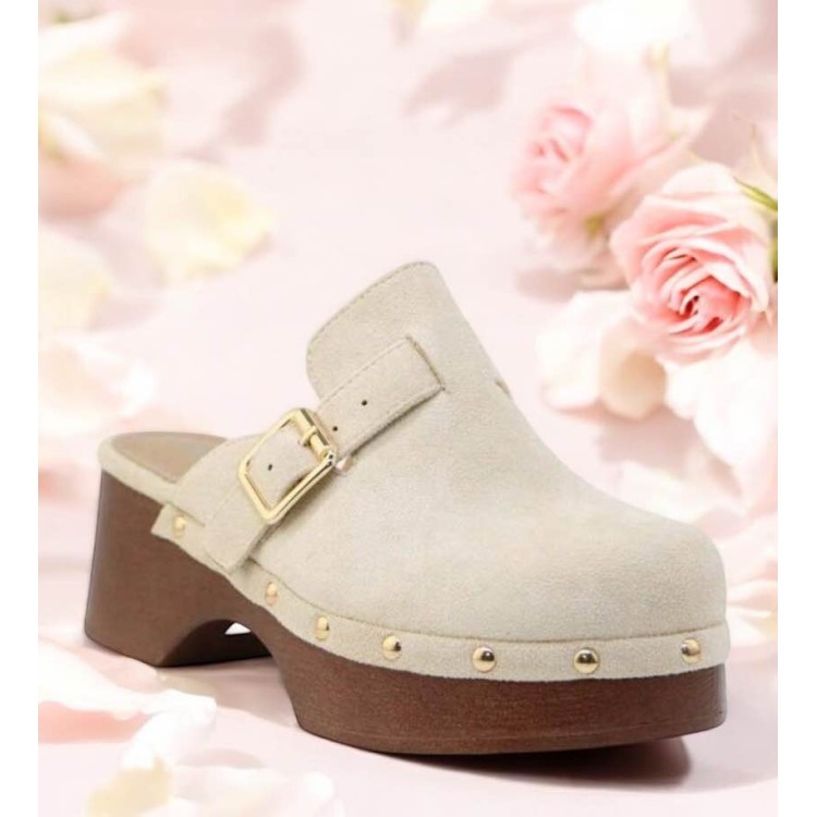 CHAUSSURES FEMME SABOT BEIGE EN BOIS BOUCLE MISS LOUNA CHAUSSURES FEMME SABOT BEIGE EN BOIS BOUCLE MISS LOUNA