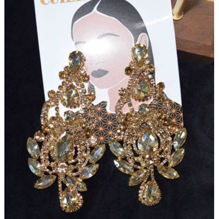 Boucles d’Oreilles Cristal Royal – Glamour Intemporel & Éclat Majestueux Champagne