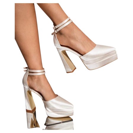 👠 Chaussures “Éclat Satiné” – Plateforme Crème Nacrée