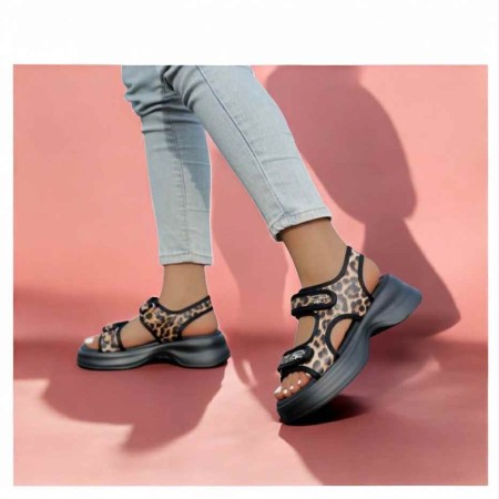 Sandales à Scratch Léopard – Confort, Style & Audace Féminine