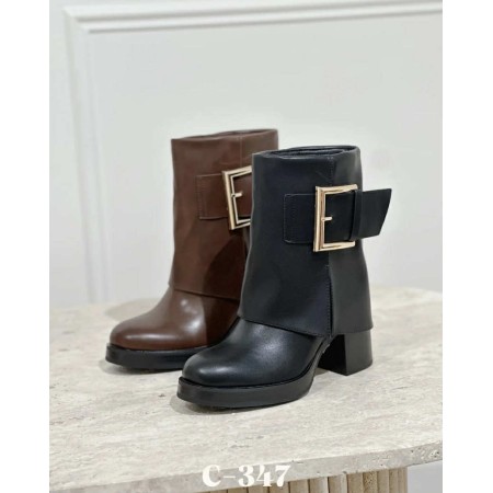 Bottines femme chic à talon confortable avec boucle dorée – Miss Kcy Shoes