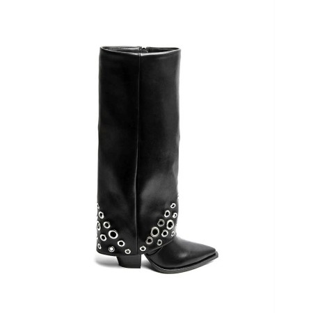 BOTTES HAUTES À RIVETS – MUST-HAVE TENDANCE 2025 POUR UNE GARDE-ROBE STYLÉE
