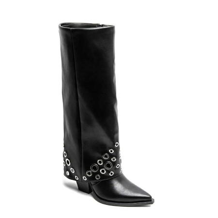 Commandez dès aujourd’hui vos bottes hautes à rivets et affirmez votre style avec la pièce ultime de votre garde-robe !