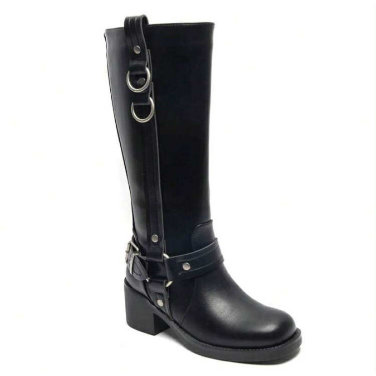 Bottines montantes noires avec boucle – style moderne et confort absolu. Sublimez vos tenues, commandez vite avant rupture ! Bottines montantes noires avec boucle – style moderne et confort absolu. Sublimez vos tenues, commandez vite avant rupture !