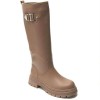 BOTTES GOMME BOUCLE ARGENT – STYLE TENDANCE ET CONFORT ASSURÉ MISS NATHY BEIGE