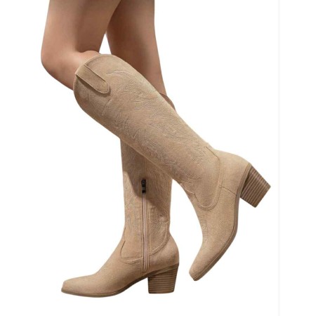 Bottes western femme, bottes suédine beige, botte hiver femme, look bohème chic.