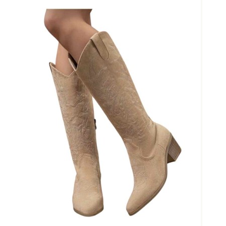 Bottes western femme, bottes suédine beige, botte hiver femme, look bohème chic.