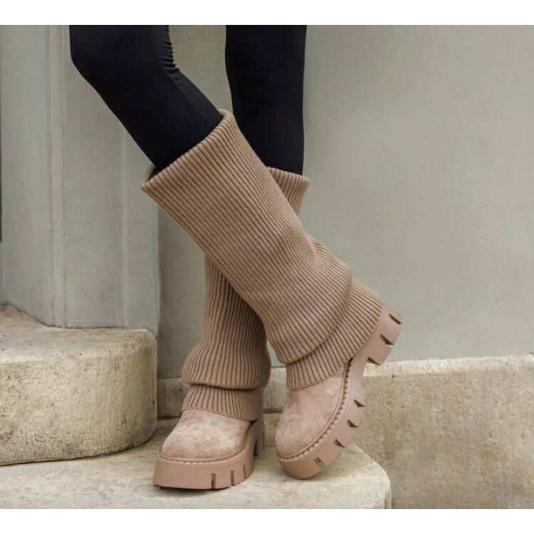 BOTTES HAUTES FEMME EN SUÉDINE AVEC GUETTE FAÇON CHAUSSETTE – MISS SIENNA SUEDINE BEIGE 🤎