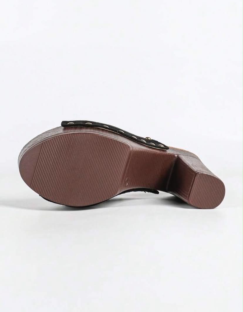 Mules à Plateforme cloutées - Élégance Rétro-Chic Noir