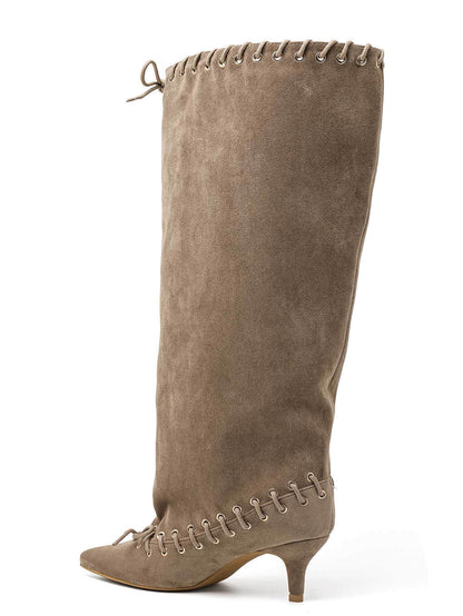 BOTTES HAUTES SUÉDINE BEIGE TALON FIN ŒILLETS DOUBLE LAÇAGE MISS TAMARA