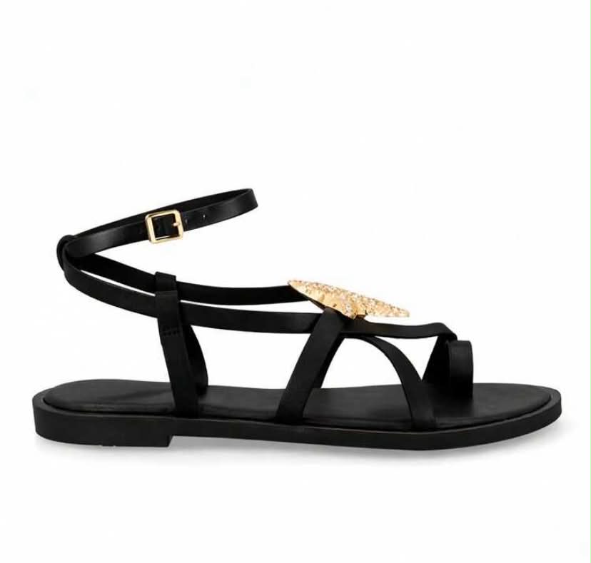 Sandales Bohèmes "Étoile de Mer" - Élégance Dorée & Noir Chic