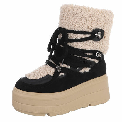 BOTTINES FEMME NOIRES FOURRÉES À LACETS – SEMELLE PLATEFORME CRANTÉE ET COL BOUCLETTE