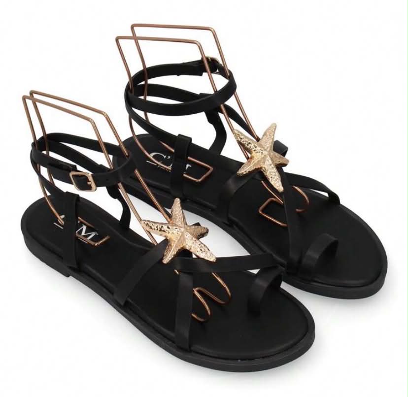 Sandales Bohèmes "Étoile de Mer" - Élégance Dorée & Noir Chic