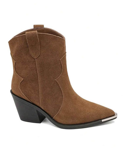 BOTTINES WESTERN FEMME EFFET DAIM BOUT MÉTAL – COGNAC MISS ALINA