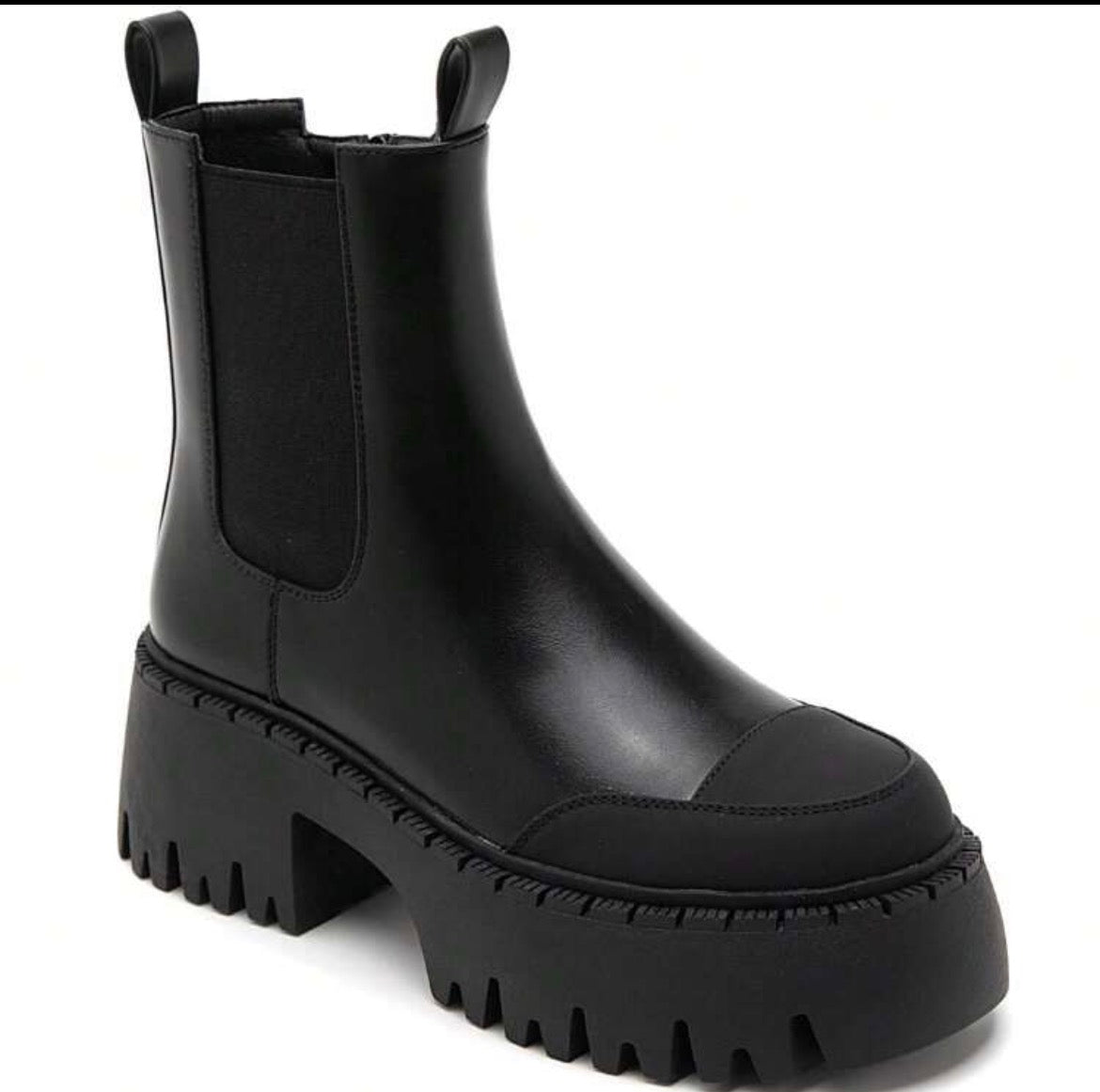 BOOTS CHELSEA SIMILICUIR NOIR BOUT RENFORCÉ SEMELLE PLATEFORME – MISS TIFFANY