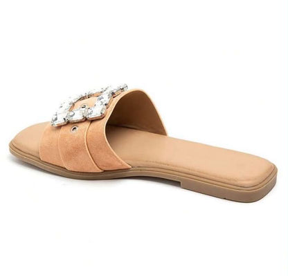Mules plates ornées de strass – Élégance décontractée Camel