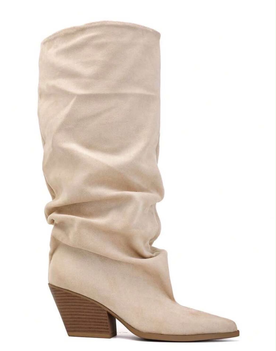 BOTTES HAUTES EFFET FROISSÉ BOUT POINTU TALON BISEAUTÉ – MISS GRACE BEIGE