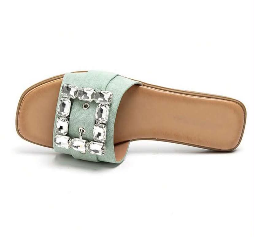 Mules plates ornées de strass – Élégance décontractée mint