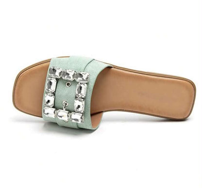 Mules plates ornées de strass – Élégance décontractée mint