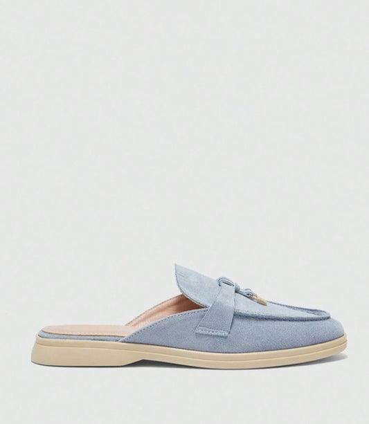 Mules Loafers bleu ciel à Détails Bijoux