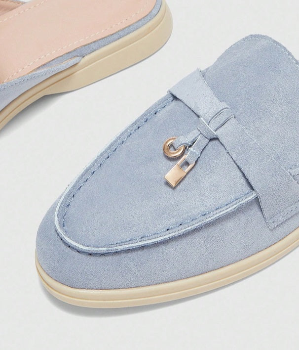 Mules Loafers bleu ciel à Détails Bijoux