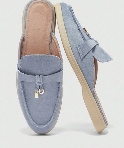 Mules Loafers bleu ciel à Détails Bijoux