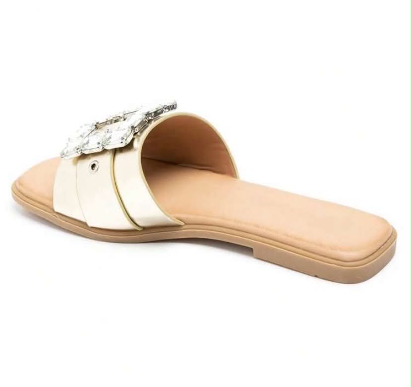 Mules plates ornées de strass – Élégance décontractée or