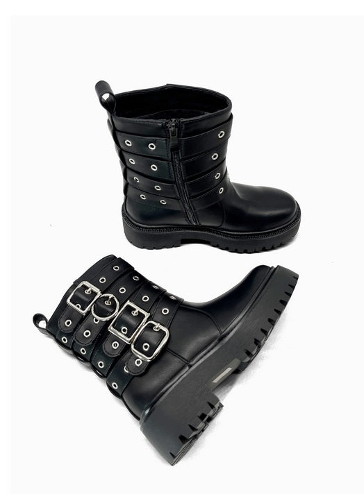 BOTTINES BIKER NOIRES ASPECT CUIR – 4 BOUCLES ARGENTÉES & ŒILLETS MISS RONNA