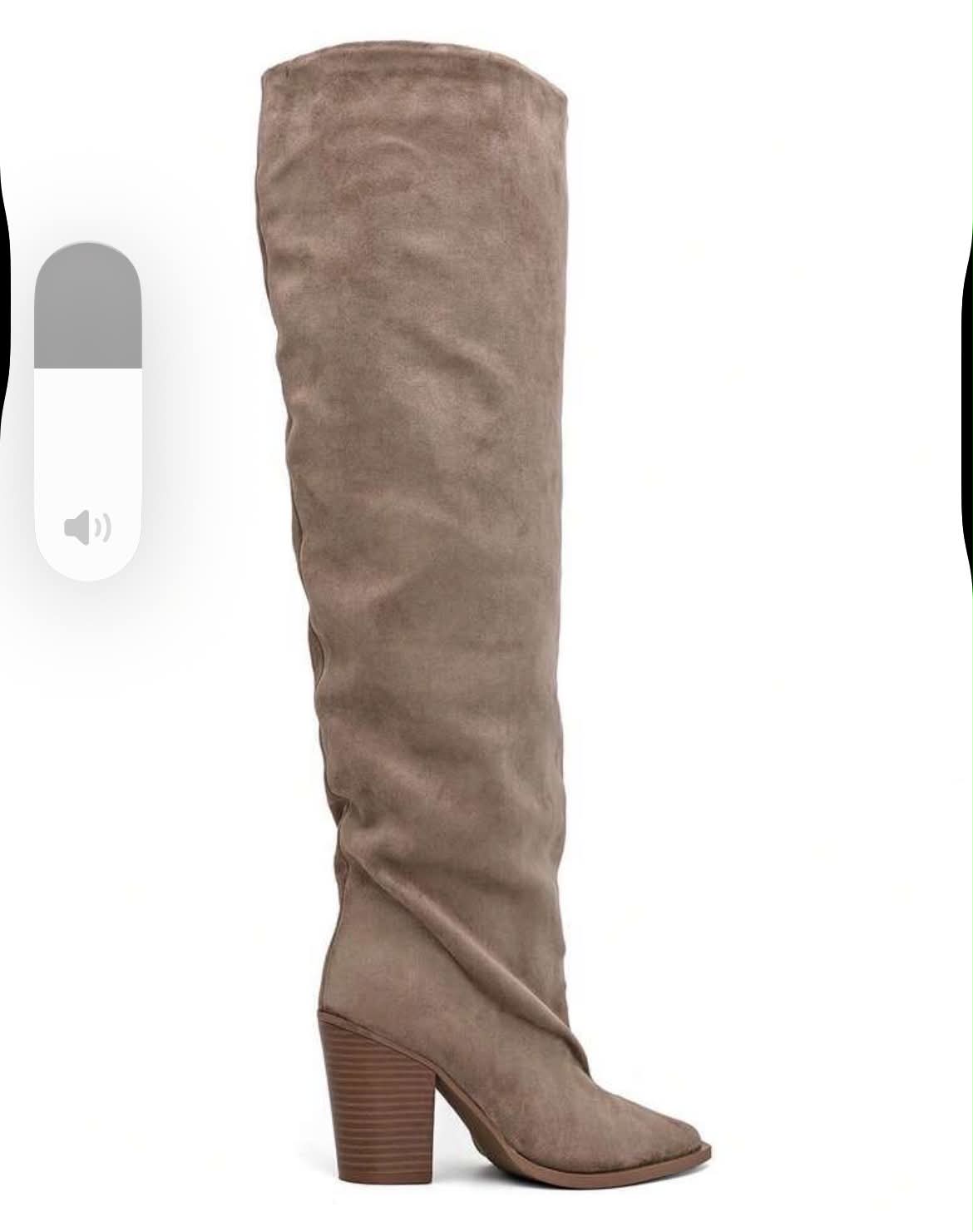 CUISSARDES SUÉDINE TAUPE EFFET FROISSÉ BOUT POINTU TALON BLOC – MISS WILLOW TAUPE