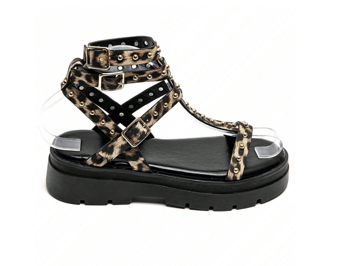 Sandales gladiateurs cloutée à platform miss Glita leopard