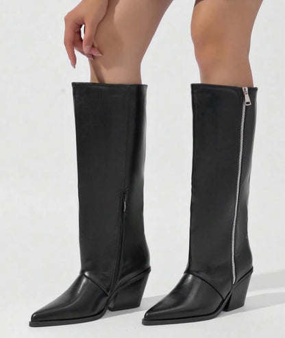 BOTTES HAUTES NOIRES BOUT POINTU TALON BISEAUTÉ ZIP DÉCORATIF – MISS SUZY