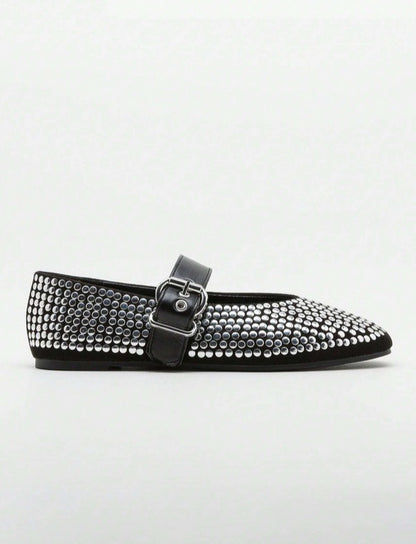 Ballerines cloutées noir et argent