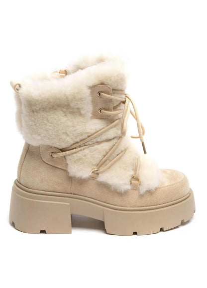 BOOTS SIMILI DAIM BEIGE CLAIR FAUSSE FOURRURE BLANCHE LACETS SEMELLE PLATEFORME – MISSKCY (Copie) (Copie)