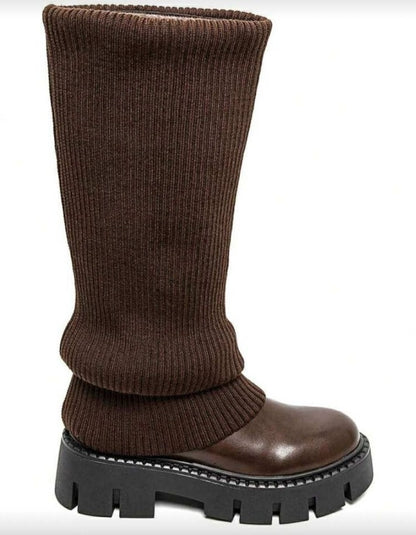 BOTTES HAUTES FEMME SIMILI CUIR AVEC GUETTE FAÇON CHAUSSETTE – MISS SIENNA CHOCO