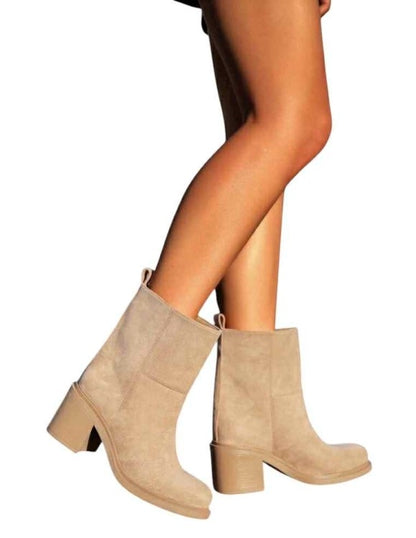 BOTTINES EN DAIM FEMME – TALON CARRÉ CONFORTABLE – MISS AUDRINA BEIGE