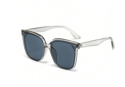 Lunettes de soleil oversize femme glamour miss cardi gris