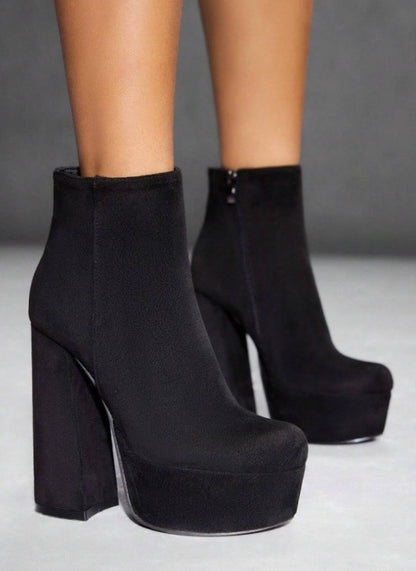 CHAUSSURES FEMME BOTTINES SUEDINE PLATFORM MISS BERENICE NOIR